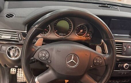 Mercedes-Benz E-Класс AMG, 2011 год, 1 350 000 рублей, 7 фотография