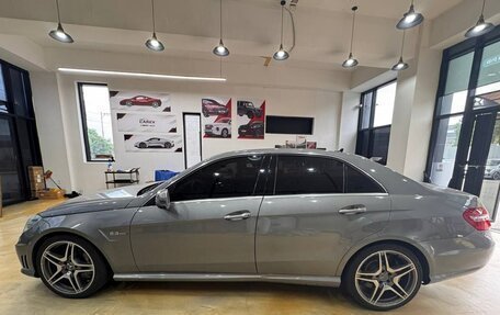 Mercedes-Benz E-Класс AMG, 2011 год, 1 350 000 рублей, 2 фотография