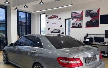 Mercedes-Benz E-Класс AMG, 2011 год, 1 350 000 рублей, 3 фотография