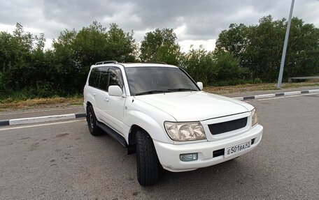 Toyota Land Cruiser 100 рестайлинг 2, 2005 год, 2 500 000 рублей, 2 фотография