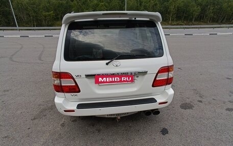 Toyota Land Cruiser 100 рестайлинг 2, 2005 год, 2 500 000 рублей, 3 фотография
