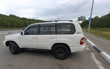 Toyota Land Cruiser 100 рестайлинг 2, 2005 год, 2 500 000 рублей, 4 фотография
