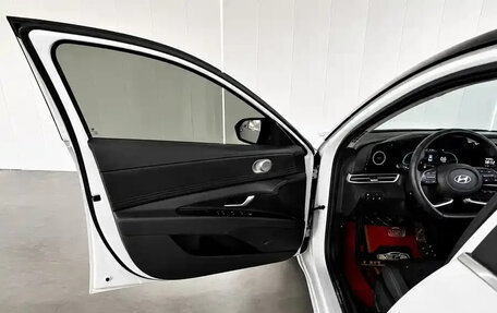 Hyundai Elantra, 2023 год, 1 516 600 рублей, 11 фотография