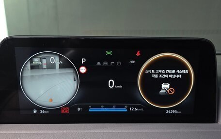 Hyundai Staria, 2023 год, 5 700 000 рублей, 8 фотография