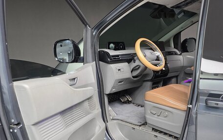 Hyundai Staria, 2023 год, 5 700 000 рублей, 12 фотография