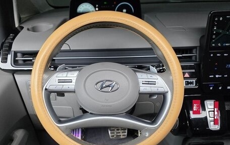 Hyundai Staria, 2023 год, 5 700 000 рублей, 13 фотография