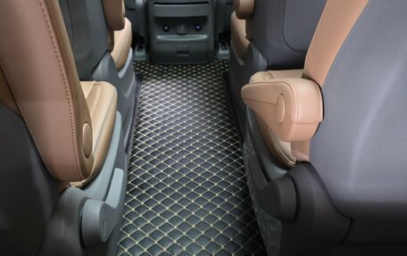 Hyundai Staria, 2023 год, 5 700 000 рублей, 33 фотография