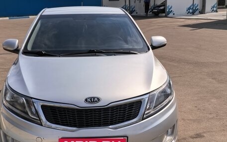 KIA Rio III рестайлинг, 2011 год, 715 000 рублей, 2 фотография
