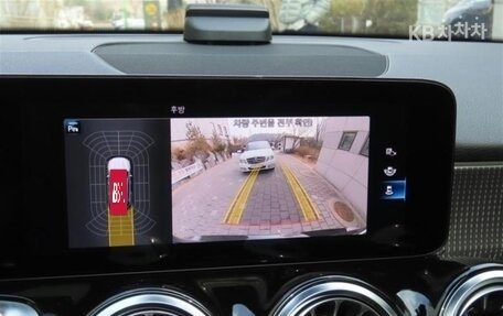 Mercedes-Benz GLB, 2023 год, 2 545 020 рублей, 9 фотография