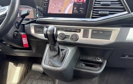 Volkswagen Multivan T6 рестайлинг, 2022 год, 5 148 000 рублей, 8 фотография