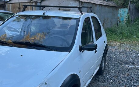 Renault Logan I, 2006 год, 130 000 рублей, 3 фотография
