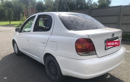 Toyota Platz, 2003 год, 285 000 рублей, 3 фотография