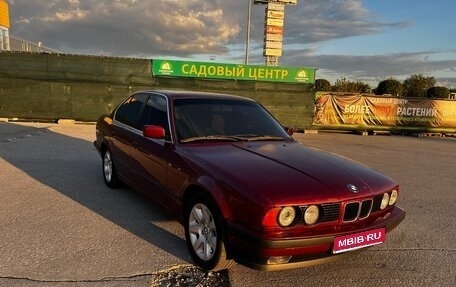 BMW 5 серия, 1989 год, 350 000 рублей, 1 фотография