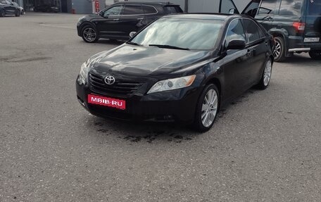 Toyota Camry, 2008 год, 1 120 000 рублей, 1 фотография