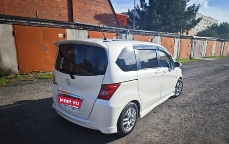 Honda Freed I, 2009 год, 950 000 рублей, 2 фотография