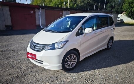 Honda Freed I, 2009 год, 950 000 рублей, 4 фотография