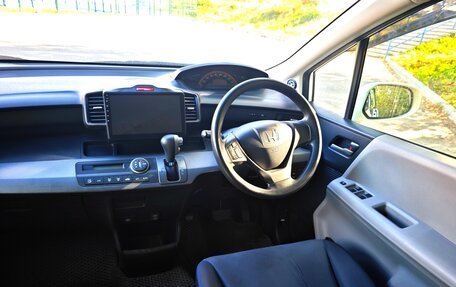 Honda Freed I, 2009 год, 950 000 рублей, 28 фотография