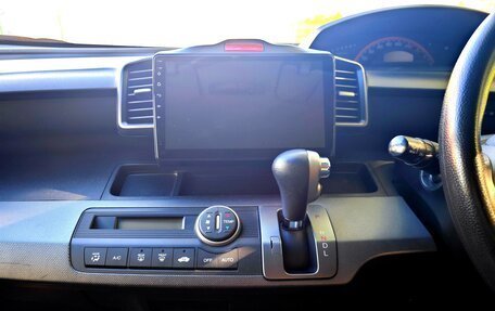 Honda Freed I, 2009 год, 950 000 рублей, 30 фотография