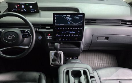 Hyundai Staria, 2023 год, 5 700 000 рублей, 7 фотография