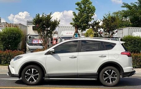 Toyota RAV4, 2019 год, 1 794 000 рублей, 7 фотография