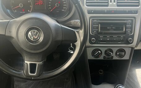 Volkswagen Polo VI (EU Market), 2013 год, 520 000 рублей, 3 фотография