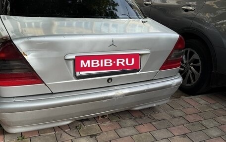 Mercedes-Benz C-Класс, 2000 год, 230 000 рублей, 8 фотография