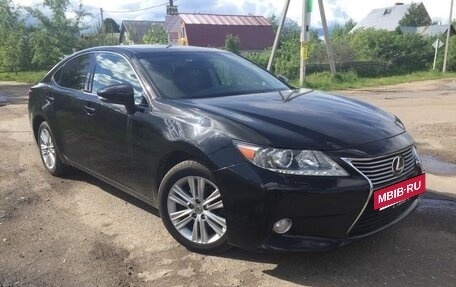 Lexus ES VII, 2013 год, 2 200 000 рублей, 2 фотография