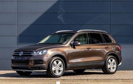 Volkswagen Touareg III, 2010 год, 2 100 000 рублей, 1 фотография