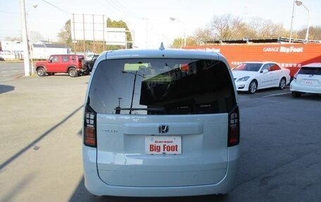 Honda Freed, 2024 год, 2 250 899 рублей, 11 фотография