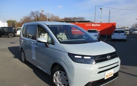 Honda Freed, 2024 год, 2 250 899 рублей, 2 фотография