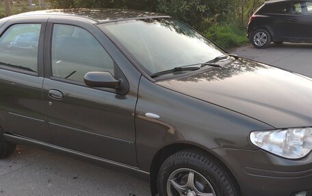 Fiat Albea I рестайлинг, 2007 год, 290 000 рублей, 2 фотография