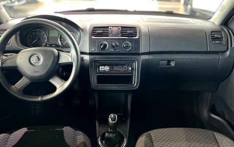 Skoda Fabia II, 2013 год, 750 000 рублей, 16 фотография
