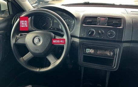 Skoda Fabia II, 2013 год, 750 000 рублей, 17 фотография