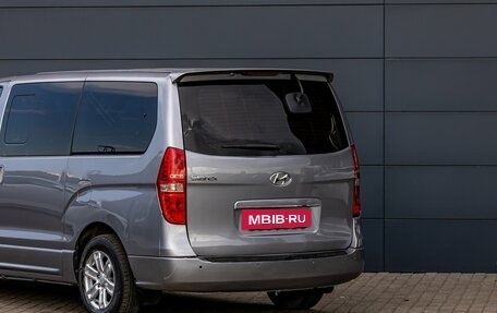 Hyundai Grand Starex Grand Starex I рестайлинг 2, 2011 год, 1 850 000 рублей, 8 фотография