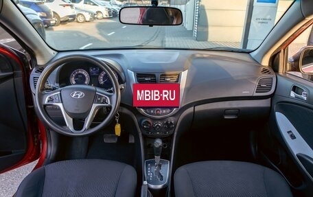 Hyundai Solaris II рестайлинг, 2011 год, 995 000 рублей, 16 фотография