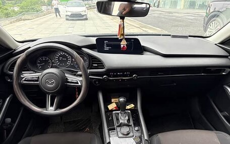 Mazda 3, 2022 год, 1 354 000 рублей, 9 фотография