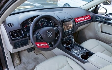 Volkswagen Touareg III, 2010 год, 2 100 000 рублей, 15 фотография