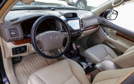 Toyota Land Cruiser Prado 120 рестайлинг, 2005 год, 1 695 000 рублей, 12 фотография