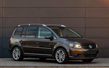 Volkswagen Touran III, 2012 год, 1 495 000 рублей, 3 фотография