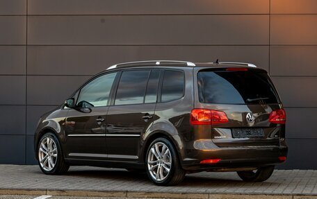 Volkswagen Touran III, 2012 год, 1 495 000 рублей, 8 фотография