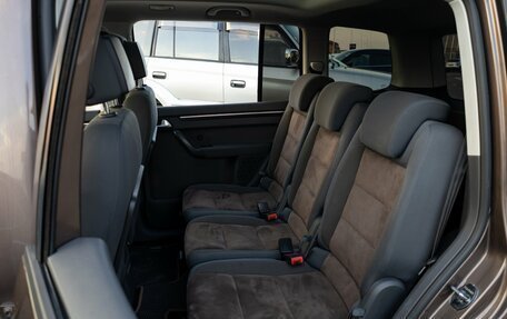Volkswagen Touran III, 2012 год, 1 495 000 рублей, 20 фотография