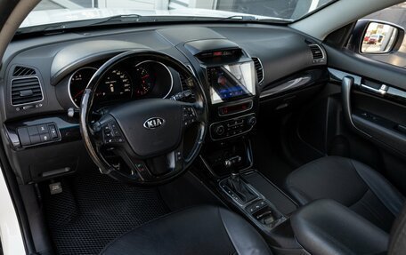 KIA Sorento II рестайлинг, 2013 год, 2 095 000 рублей, 15 фотография