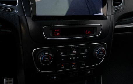 KIA Sorento II рестайлинг, 2013 год, 2 095 000 рублей, 17 фотография