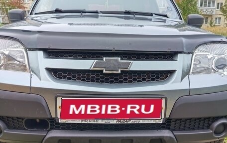 Chevrolet Niva I рестайлинг, 2015 год, 530 000 рублей, 1 фотография