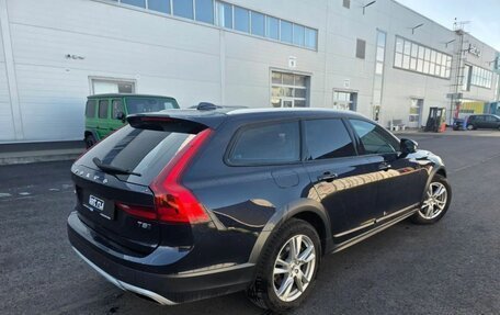 Volvo V90 Cross Country I рестайлинг, 2017 год, 2 798 000 рублей, 2 фотография