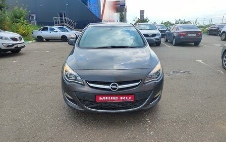 Opel Astra J, 2013 год, 670 000 рублей, 1 фотография