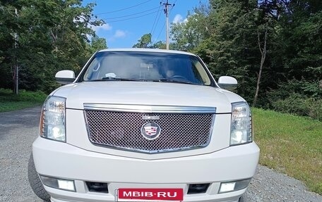 Cadillac Escalade III, 2011 год, 2 550 000 рублей, 10 фотография