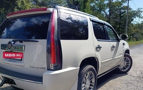 Cadillac Escalade III, 2011 год, 2 550 000 рублей, 7 фотография