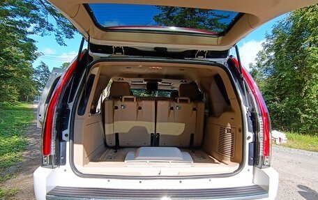 Cadillac Escalade III, 2011 год, 2 550 000 рублей, 11 фотография