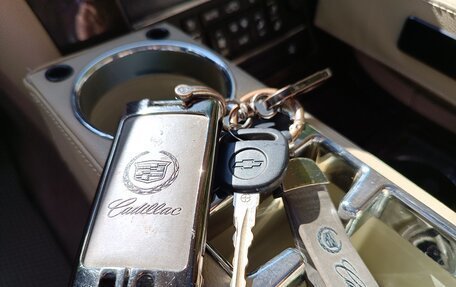 Cadillac Escalade III, 2011 год, 2 550 000 рублей, 23 фотография